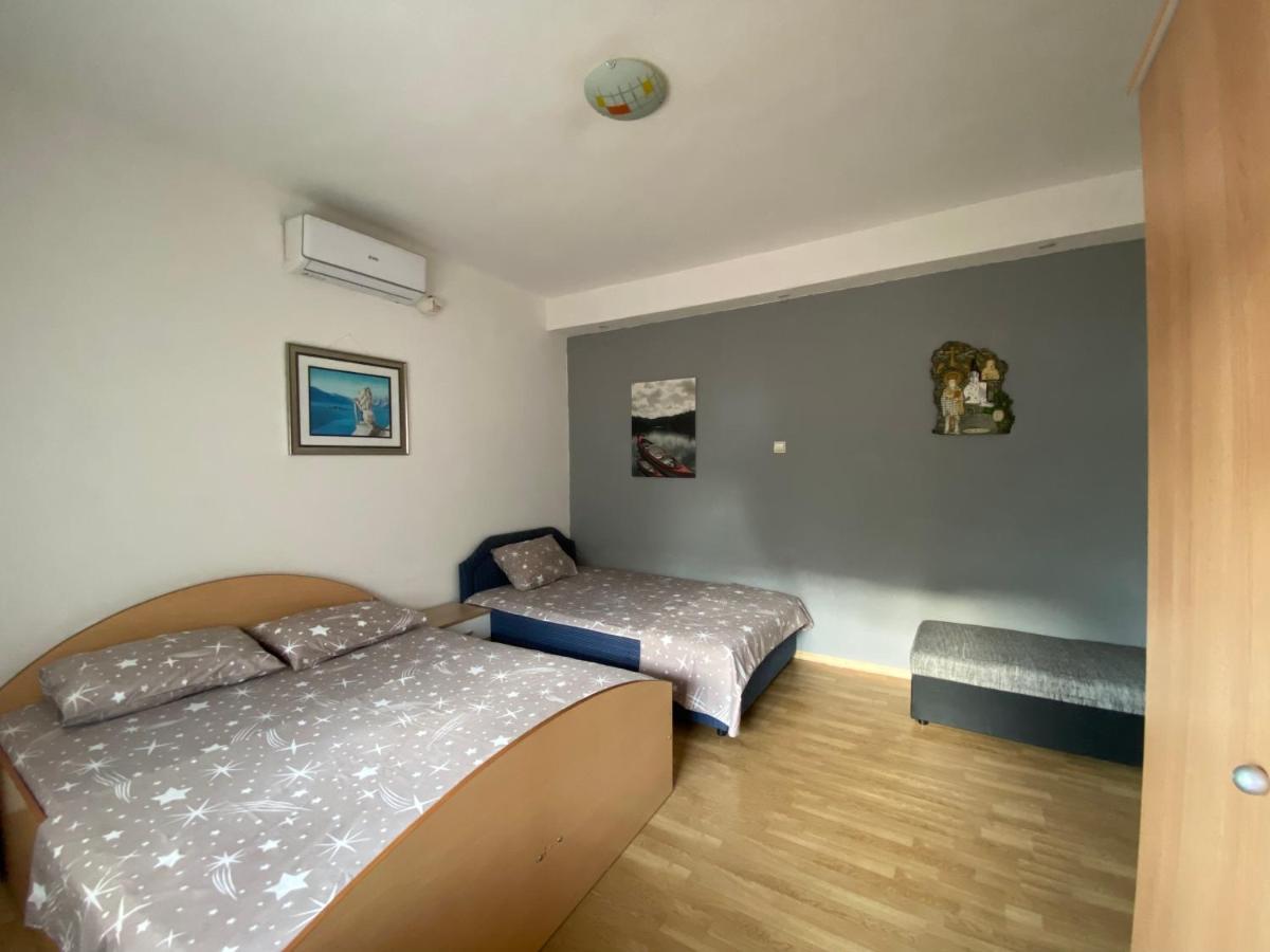 Apartments Vido โกตอร์ ภายนอก รูปภาพ