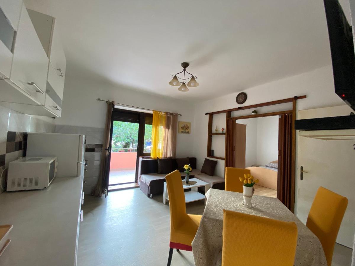 Apartments Vido โกตอร์ ภายนอก รูปภาพ