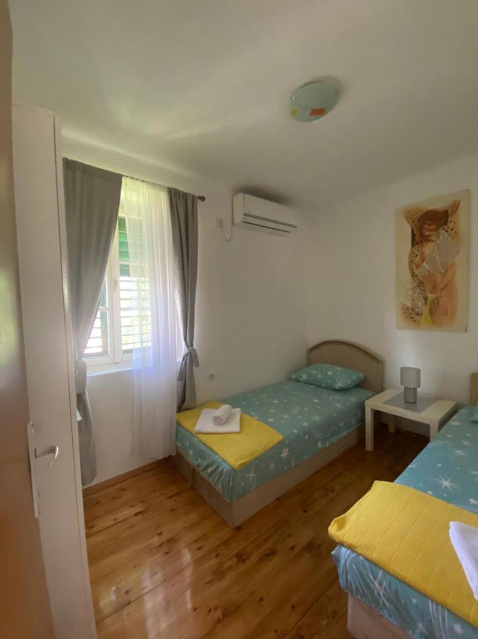 Apartments Vido โกตอร์ ห้อง รูปภาพ