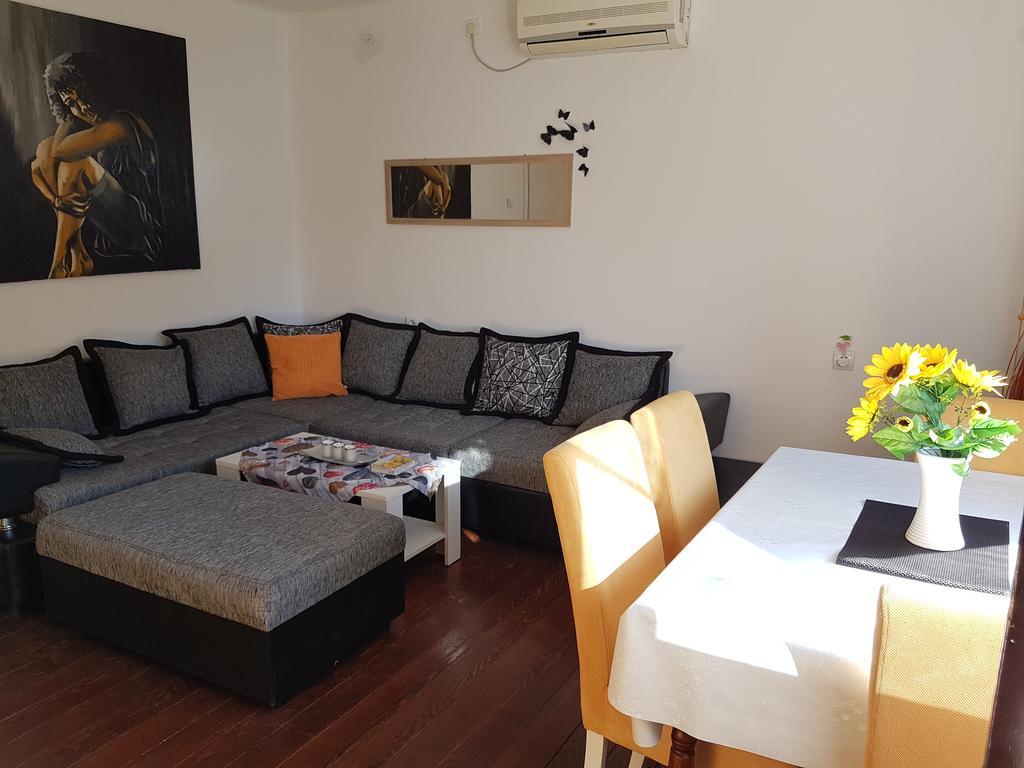 Apartments Vido โกตอร์ ภายนอก รูปภาพ