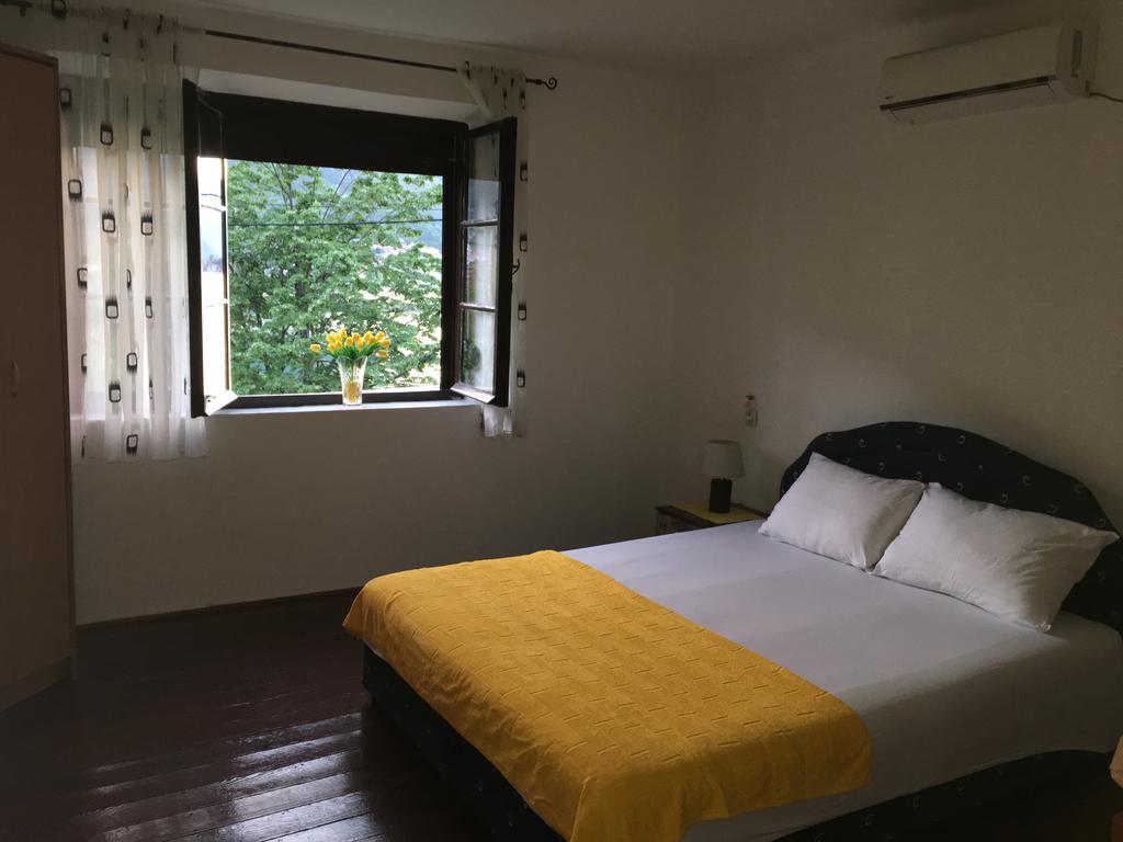 Apartments Vido โกตอร์ ภายนอก รูปภาพ